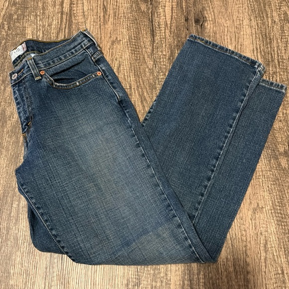 Levi’s Straight Leg Jeans - Picture 1 of 4